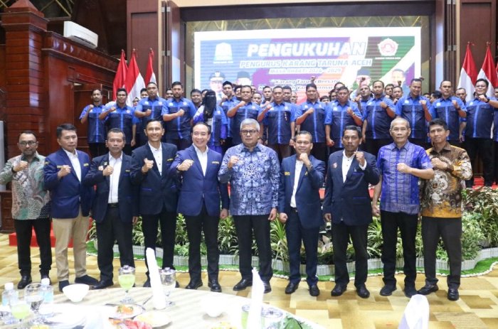 Pj Gubernur Aceh Kukuhkan Pengurus Karang Taruna 2024-2029