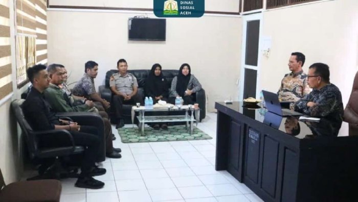 Kepala Dinas Cek Laporan LKH Pegawai UPTD RSJN