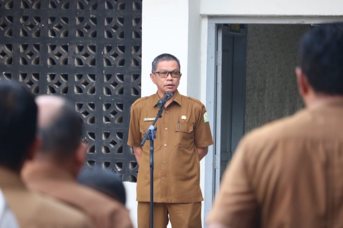 Kabid Rehsos Isnandar Pimpin Apel, Ajak Pegawai Jaga Disiplin dan Evaluasi Capaian Kerja